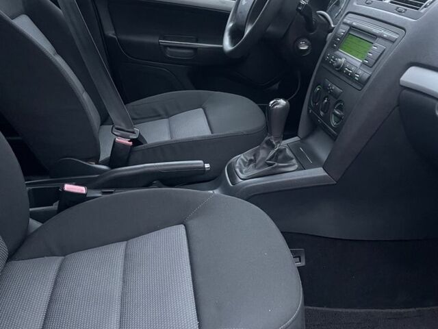 Серый Шкода Октавия, объемом двигателя 1.6 л и пробегом 188 тыс. км за 6700 $, фото 12 на Automoto.ua