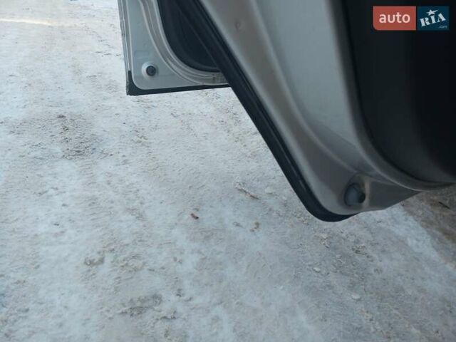 Серый Шкода Октавия, объемом двигателя 1.6 л и пробегом 176 тыс. км за 5950 $, фото 13 на Automoto.ua