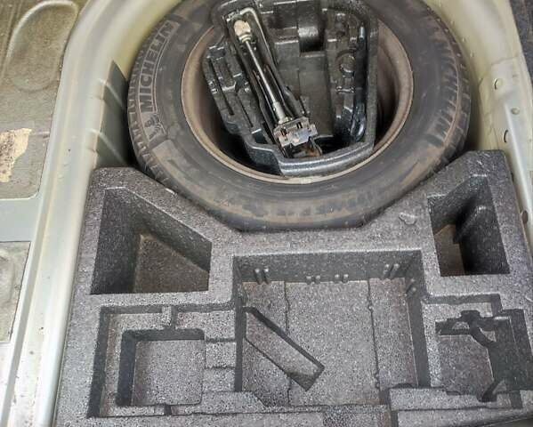 Шкода Октавія 2006 у Каменце-Подольском на Automoto.ua Сірий Шкода Октавія, об'ємом двигуна 1.6 л та пробігом 221 тис. км за 4950 $, фото 14 на Automoto.ua