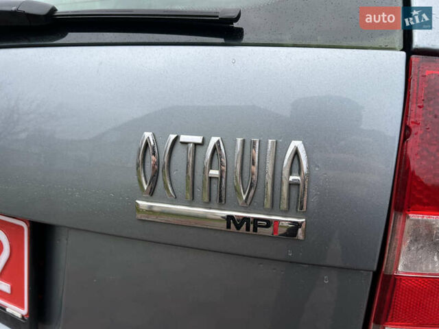 Серый Шкода Октавия, объемом двигателя 1.6 л и пробегом 217 тыс. км за 5700 $, фото 23 на Automoto.ua
