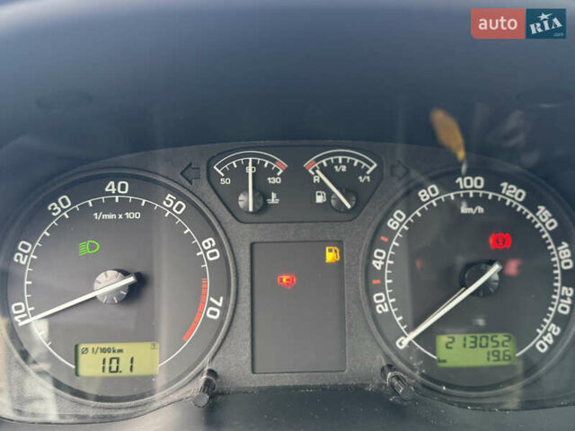 Серый Шкода Октавия, объемом двигателя 1.6 л и пробегом 210 тыс. км за 4599 $, фото 74 на Automoto.ua