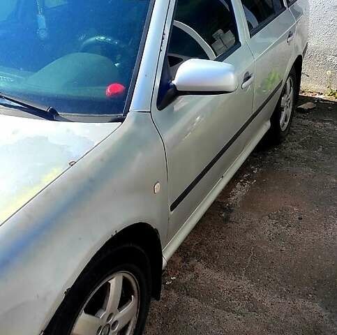 Серый Шкода Октавия, объемом двигателя 1.8 л и пробегом 240 тыс. км за 4000 $, фото 1 на Automoto.ua