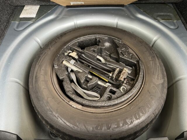 Сірий Шкода Октавія, об'ємом двигуна 1.6 л та пробігом 233 тис. км за 6750 $, фото 14 на Automoto.ua