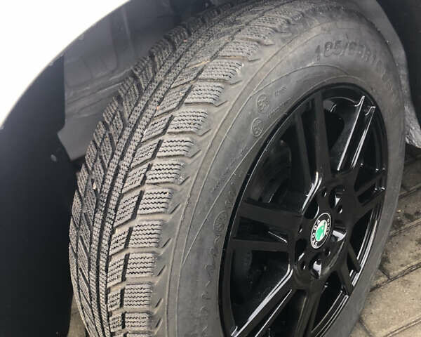 Серый Шкода Октавия, объемом двигателя 1.6 л и пробегом 306 тыс. км за 4599 $, фото 2 на Automoto.ua