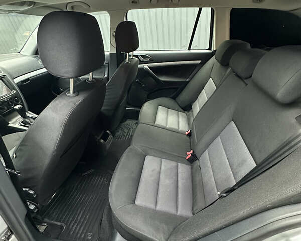 Серый Шкода Октавия, объемом двигателя 1.9 л и пробегом 379 тыс. км за 4700 $, фото 5 на Automoto.ua