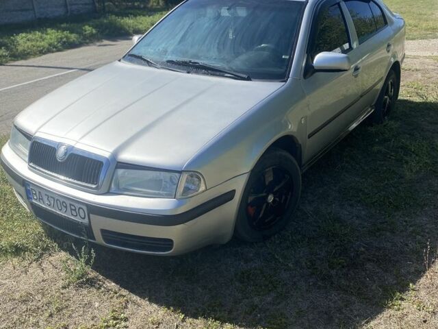 Сірий Шкода Октавія, об'ємом двигуна 1.8 л та пробігом 2 тис. км за 3800 $, фото 4 на Automoto.ua