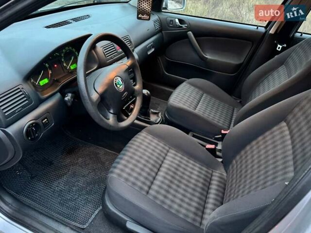 Серый Шкода Октавия, объемом двигателя 1.6 л и пробегом 181 тыс. км за 6450 $, фото 9 на Automoto.ua