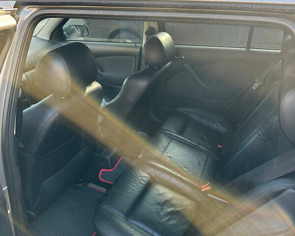 Серый Шкода Октавия, объемом двигателя 1.78 л и пробегом 184 тыс. км за 4500 $, фото 5 на Automoto.ua