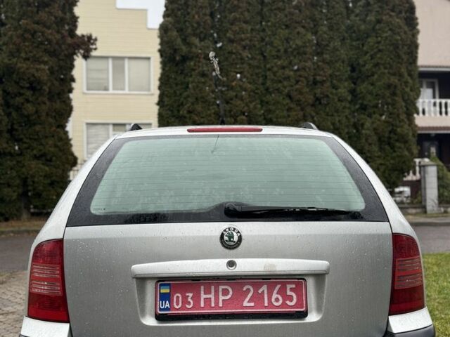 Серый Шкода Октавия, объемом двигателя 1.6 л и пробегом 218 тыс. км за 4400 $, фото 3 на Automoto.ua