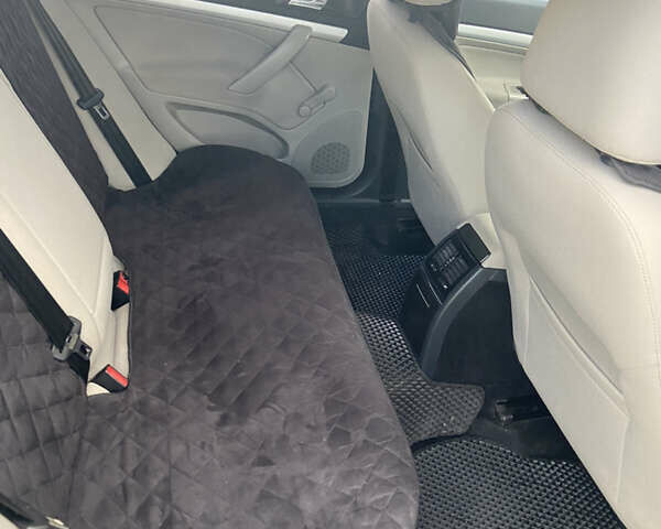 Серый Шкода Октавия, объемом двигателя 1.6 л и пробегом 171 тыс. км за 6100 $, фото 7 на Automoto.ua