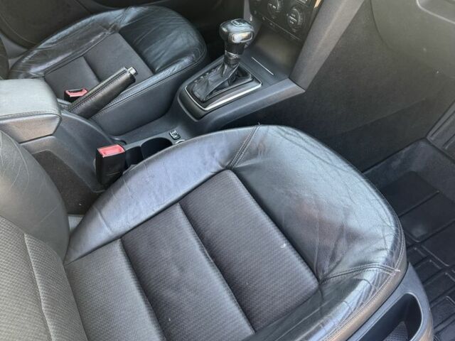 Серый Шкода Октавия, объемом двигателя 2 л и пробегом 280 тыс. км за 3950 $, фото 9 на Automoto.ua