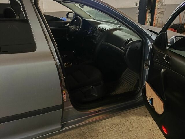 Шкода Октавія 2006 у Корце на Automoto.ua Сірий Шкода Октавія, об'ємом двигуна 1.6 л та пробігом 290 тис. км за 5000 $, фото 1 на Automoto.ua