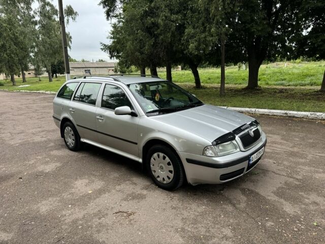 Серый Шкода Октавия, объемом двигателя 1.9 л и пробегом 257 тыс. км за 4600 $, фото 1 на Automoto.ua