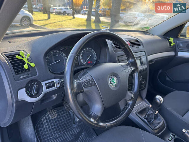 Серый Шкода Октавия, объемом двигателя 1.6 л и пробегом 244 тыс. км за 6550 $, фото 11 на Automoto.ua