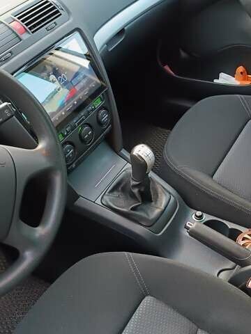 Серый Шкода Октавия, объемом двигателя 1.9 л и пробегом 351 тыс. км за 6700 $, фото 10 на Automoto.ua