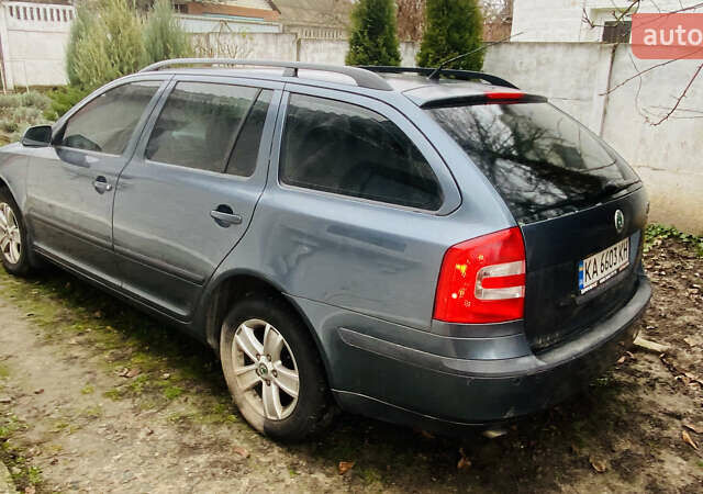 Серый Шкода Октавия, объемом двигателя 1.6 л и пробегом 243 тыс. км за 6500 $, фото 3 на Automoto.ua