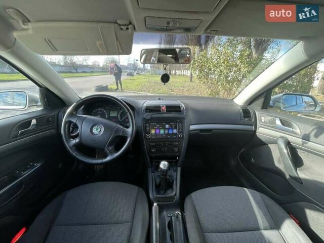 Серый Шкода Октавия, объемом двигателя 1.9 л и пробегом 280 тыс. км за 5500 $, фото 8 на Automoto.ua