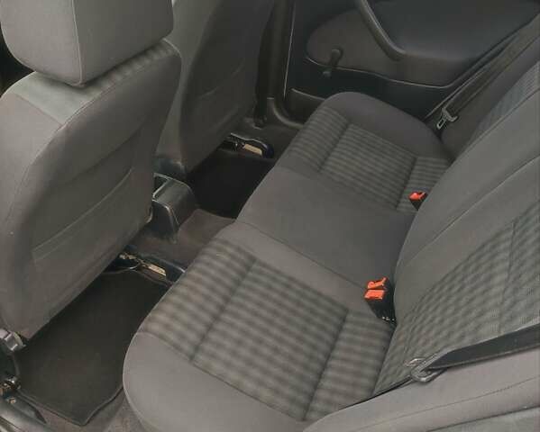 Серый Шкода Октавия, объемом двигателя 1.6 л и пробегом 220 тыс. км за 4900 $, фото 9 на Automoto.ua