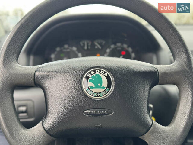 Сірий Шкода Октавія, об'ємом двигуна 1.6 л та пробігом 210 тис. км за 4399 $, фото 73 на Automoto.ua
