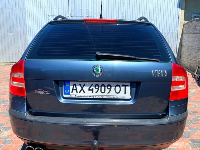 Серый Шкода Октавия, объемом двигателя 2 л и пробегом 257 тыс. км за 6700 $, фото 2 на Automoto.ua