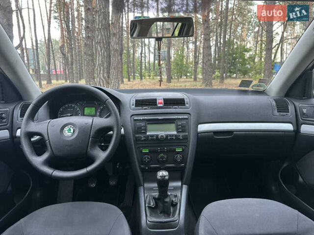Шкода Октавия 2006 в Киеве на Automoto.ua Серый Шкода Октавия, объемом двигателя 1.6 л и пробегом 249 тыс. км за 6350 $, фото 23 на Automoto.ua