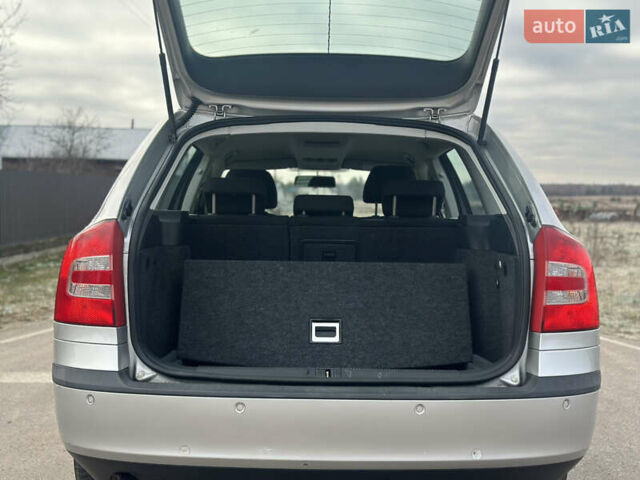 Серый Шкода Октавия, объемом двигателя 1.6 л и пробегом 167 тыс. км за 6450 $, фото 12 на Automoto.ua