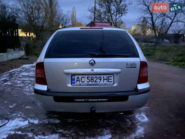 Шкода Октавия 2006 в Коростене на Automoto.ua Серый Шкода Октавия, объемом двигателя 1.9 л и пробегом 330 тыс. км за 4800 $, фото 5 на Automoto.ua
