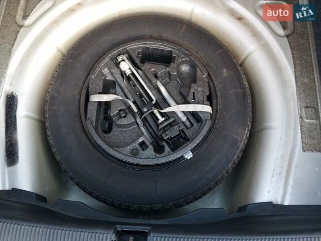 Серый Шкода Октавия, объемом двигателя 1.6 л и пробегом 176 тыс. км за 6200 $, фото 13 на Automoto.ua