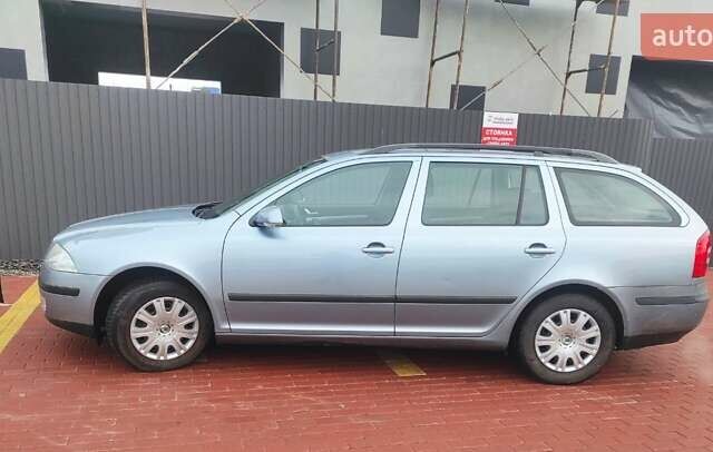 Серый Шкода Октавия, объемом двигателя 1.6 л и пробегом 280 тыс. км за 5450 $, фото 2 на Automoto.ua