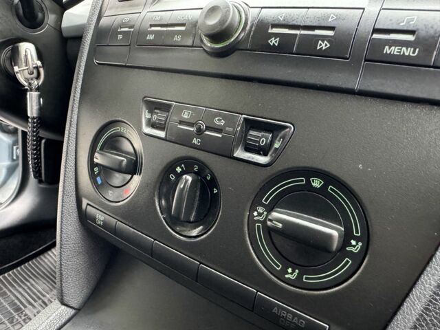 Сірий Шкода Октавія, об'ємом двигуна 1.6 л та пробігом 233 тис. км за 6750 $, фото 19 на Automoto.ua