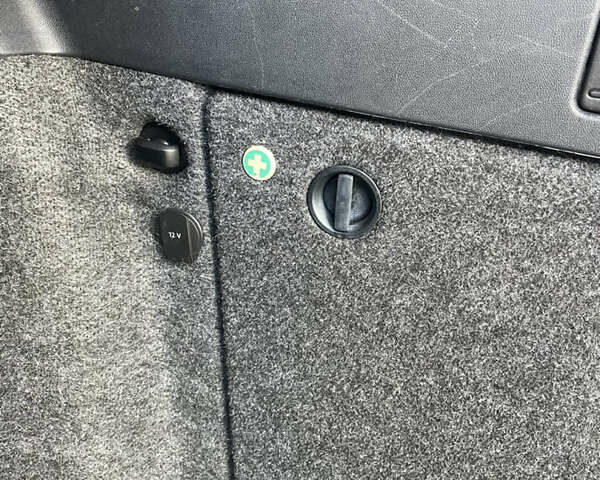 Серый Шкода Октавия, объемом двигателя 1.6 л и пробегом 253 тыс. км за 4700 $, фото 31 на Automoto.ua