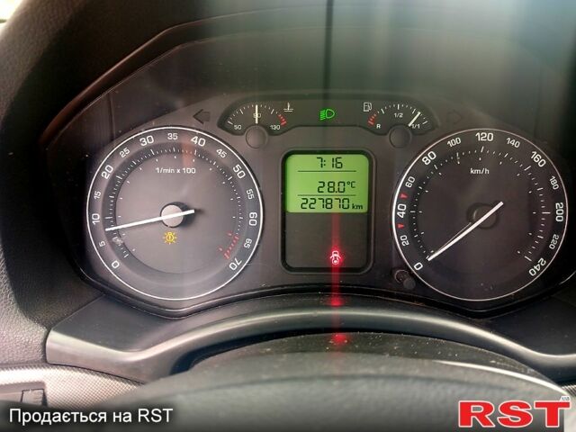 Сірий Шкода Октавія, об'ємом двигуна 1.6 л та пробігом 228 тис. км за 6500 $, фото 8 на Automoto.ua