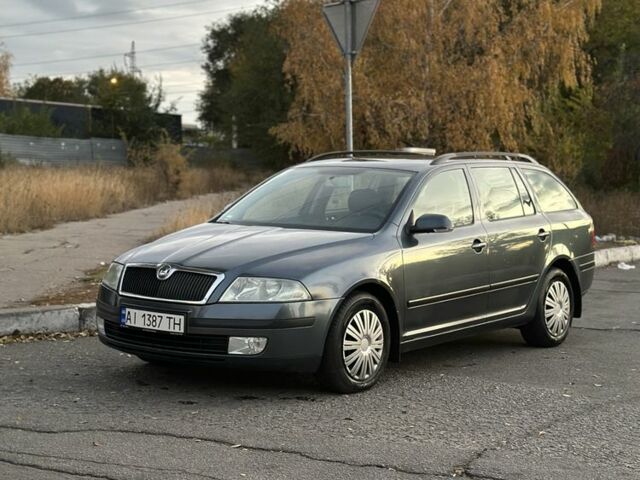 Сірий Шкода Октавія, об'ємом двигуна 1.9 л та пробігом 999 тис. км за 3500 $, фото 2 на Automoto.ua