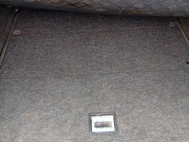 Шкода Октавія 2006 у Луцьку на Automoto.ua Сірий Шкода Октавія, об'ємом двигуна 2 л та пробігом 332 тис. км за 2188 $, фото 7 на Automoto.ua