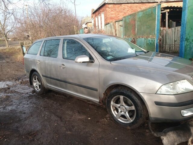 Серый Шкода Октавия, объемом двигателя 0 л и пробегом 300 тыс. км за 2500 $, фото 2 на Automoto.ua