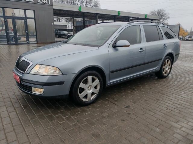 Серый Шкода Октавия, объемом двигателя 1.6 л и пробегом 224 тыс. км за 6500 $, фото 1 на Automoto.ua