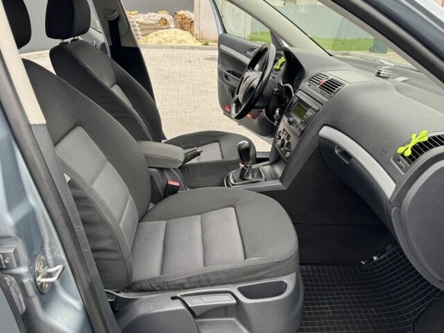 Сірий Шкода Октавія, об'ємом двигуна 1.6 л та пробігом 233 тис. км за 6750 $, фото 16 на Automoto.ua