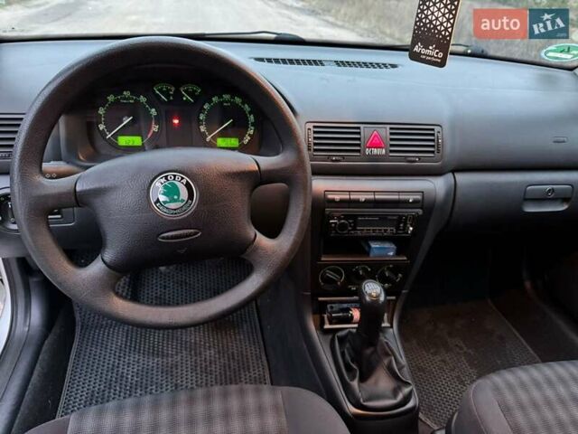 Серый Шкода Октавия, объемом двигателя 1.6 л и пробегом 181 тыс. км за 6450 $, фото 12 на Automoto.ua