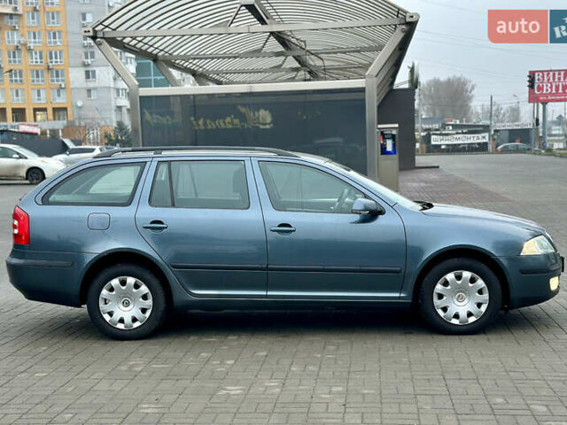 Серый Шкода Октавия, объемом двигателя 1.6 л и пробегом 260 тыс. км за 6555 $, фото 4 на Automoto.ua