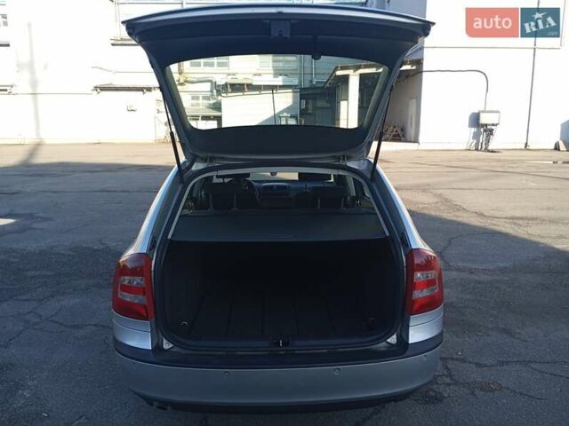 Серый Шкода Октавия, объемом двигателя 1.6 л и пробегом 176 тыс. км за 6200 $, фото 10 на Automoto.ua