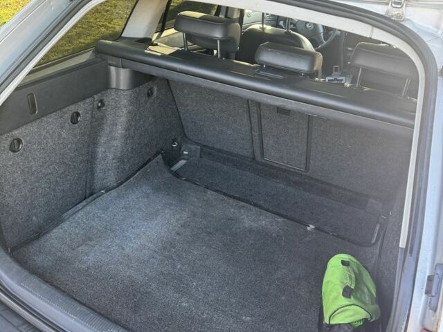 Серый Шкода Октавия, объемом двигателя 2 л и пробегом 280 тыс. км за 3950 $, фото 7 на Automoto.ua