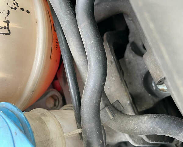 Серый Шкода Октавия, объемом двигателя 1.6 л и пробегом 210 тыс. км за 6600 $, фото 21 на Automoto.ua