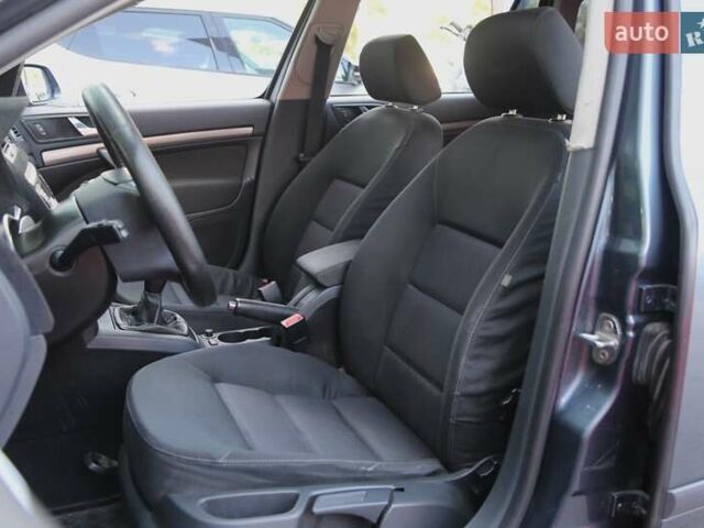 Серый Шкода Октавия, объемом двигателя 1.6 л и пробегом 293 тыс. км за 5000 $, фото 8 на Automoto.ua