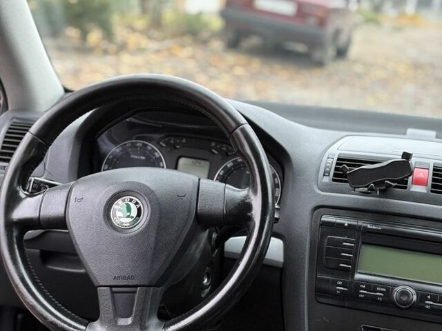 Серый Шкода Октавия, объемом двигателя 1.9 л и пробегом 310 тыс. км за 3300 $, фото 7 на Automoto.ua