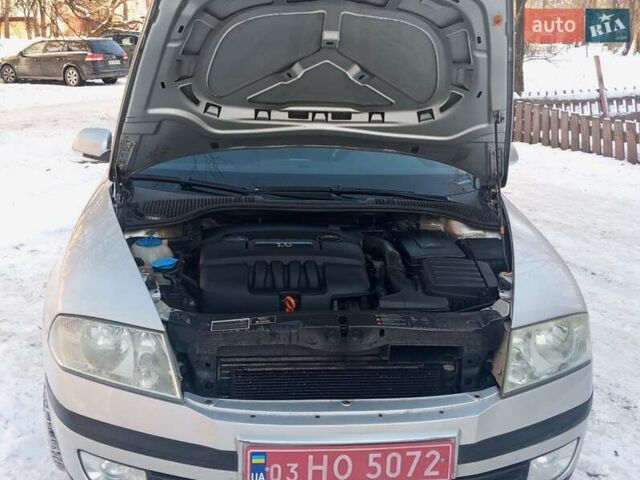 Серый Шкода Октавия, объемом двигателя 1.6 л и пробегом 176 тыс. км за 5950 $, фото 7 на Automoto.ua