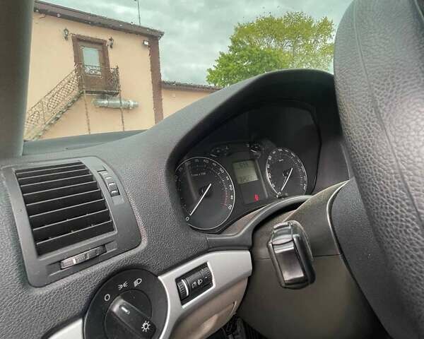 Серый Шкода Октавия, объемом двигателя 1.6 л и пробегом 228 тыс. км за 6250 $, фото 13 на Automoto.ua