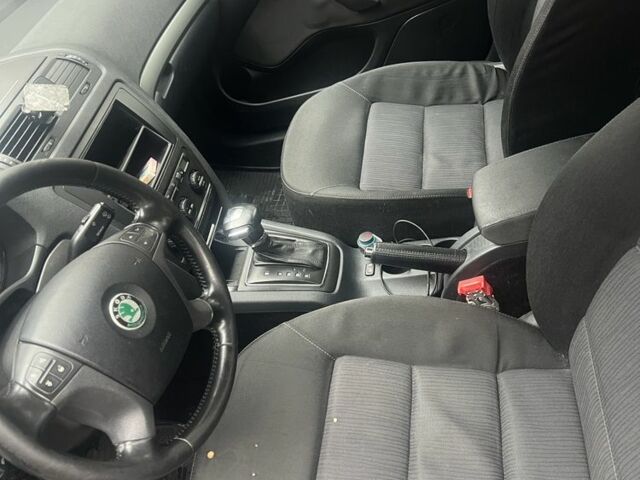 Серый Шкода Октавия, объемом двигателя 0 л и пробегом 370 тыс. км за 3000 $, фото 2 на Automoto.ua