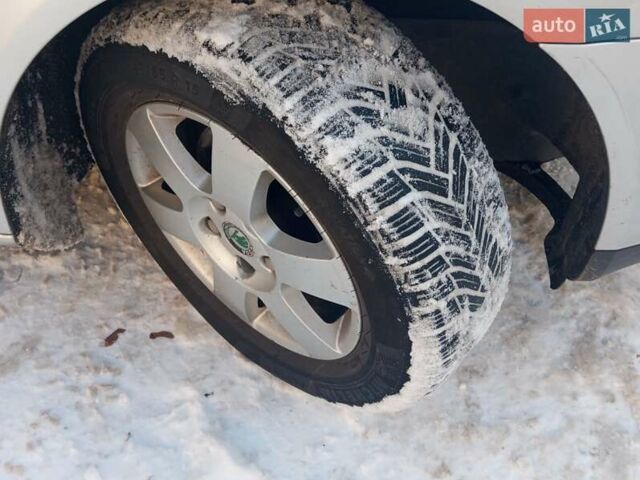 Серый Шкода Октавия, объемом двигателя 1.6 л и пробегом 176 тыс. км за 5950 $, фото 14 на Automoto.ua