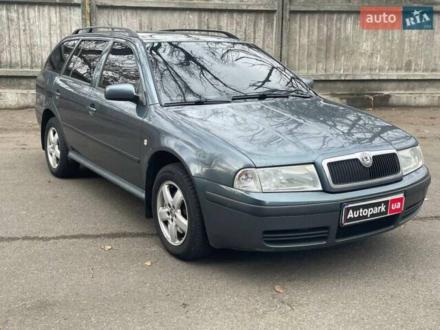 Серый Шкода Октавия, объемом двигателя 1.8 л и пробегом 425 тыс. км за 5490 $, фото 2 на Automoto.ua