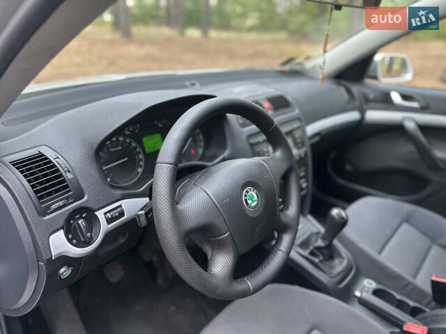 Шкода Октавия 2006 в Киеве на Automoto.ua Серый Шкода Октавия, объемом двигателя 1.6 л и пробегом 249 тыс. км за 6350 $, фото 18 на Automoto.ua